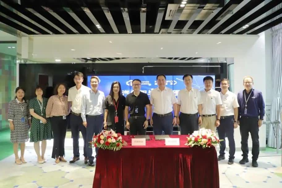918博天堂(中国)与中汽创智签订战略合作框架协议 集中优势有助于汽车智能化开展